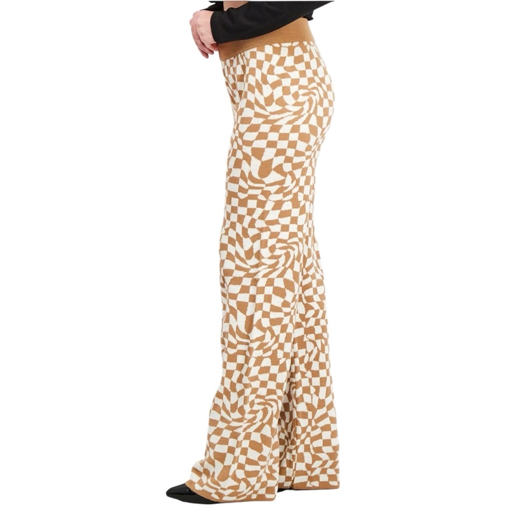 ASOS‎ Distorted Checkerboard Pants - Picture 3 of 9